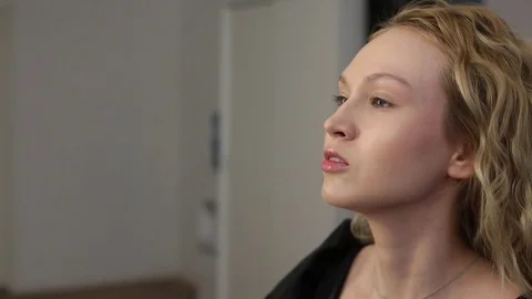 Application of the base tone Video stock 73804944