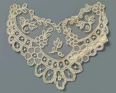 Application with heart shape of machining. Application of natural-colored ... 写真素材