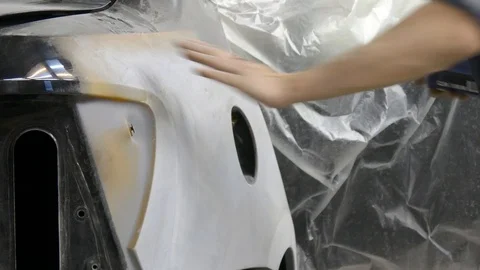 Applies ground to the wing Stock Footage 93177170