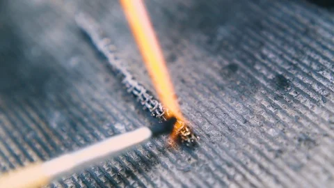 Applying material onto heating chain on fireproof surface Video stock 120801501