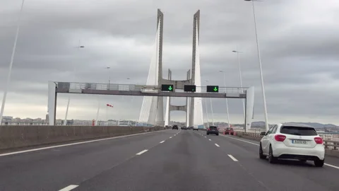 Approaching cable towers of Vasco da Gama Bridge Видео 329776967