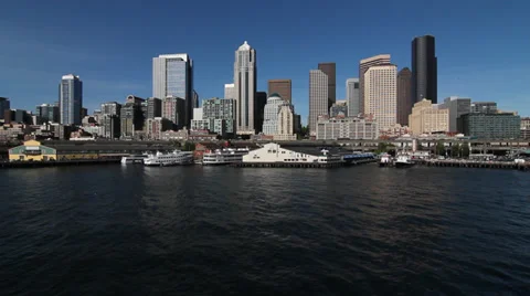 Approaching Downtown Seattle from a ferry 2 Video stock 39411486