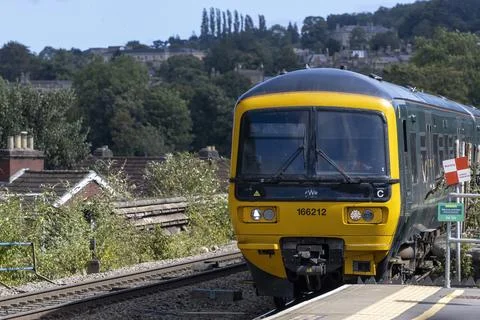 Approaching platform 1 at Bath Spa Railway Station. Fotos Stock