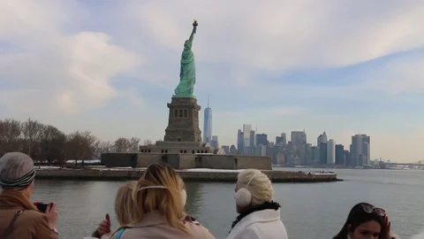 Approaching the Statue of Liberty on the ferry from Manhattan Stock Footage 81007015