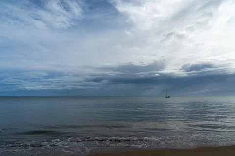 Approaching storm displaying dramatic clouds at Herver BAy Foto stock