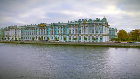 Approaching the Winter Palace and Hermitage Museum Stock Footage 337009567