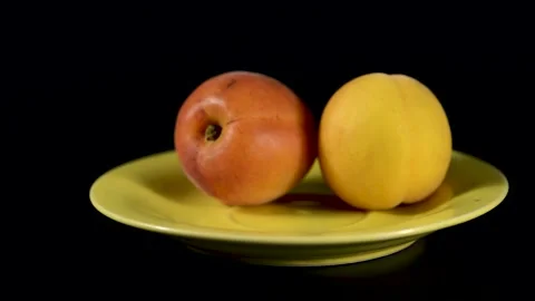 Apricots Vidéo 154427324