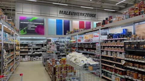 April 15 2026 Munich Germany Innenansicht eines toom Baumarkts in Deutschland Zu 库存影片 337295171