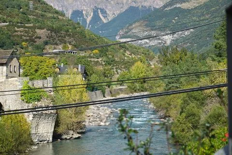 The Ara river as it passes through the town of Broto, in the Aragonese Pyrene Stock Photos