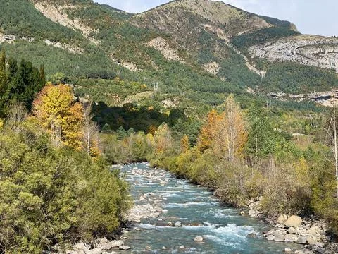 The Ara river as it passes through the town of Torla, in the Aragonese Pyrene Stock Photos