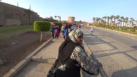 Arab arguing Stock Footage 157822494