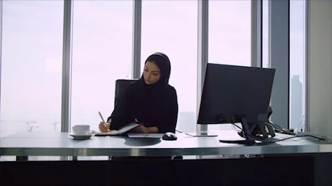 Arab business shoot. Video stock 126632194