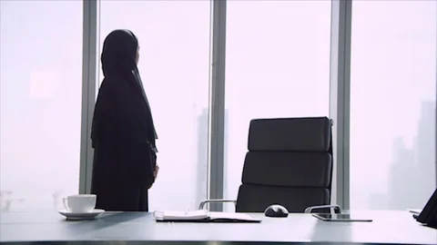 Arab business shoot. Video stock 126632233