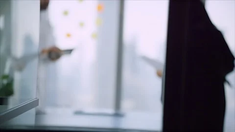 Arab business shoot. Stock Footage 126633106
