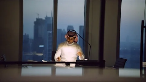 Arab business shoot. Stock Footage 126634812