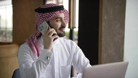 Arab man looking at his mobile. Video stock 152042250