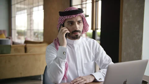 Arab man looking at his mobile. Stock Footage 152044040