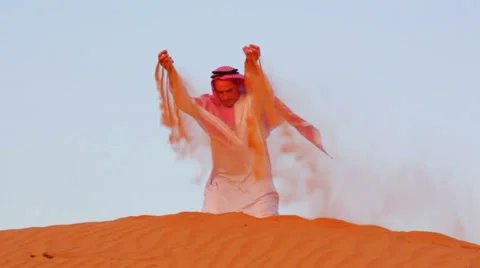 Arab man at  praying,and on the move Video stock 36117653