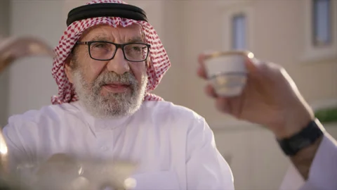 Arab men drinking gawa together. Video stock 135706865