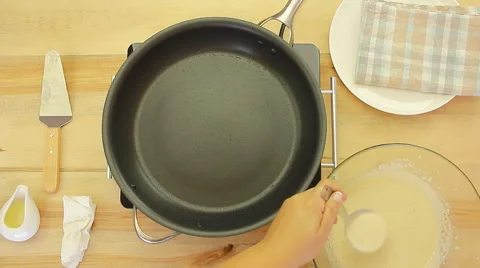 Arabic Middle Eastern pancakes filled with cream Qatayef, Atayef, Kataif. Video stock 68406271