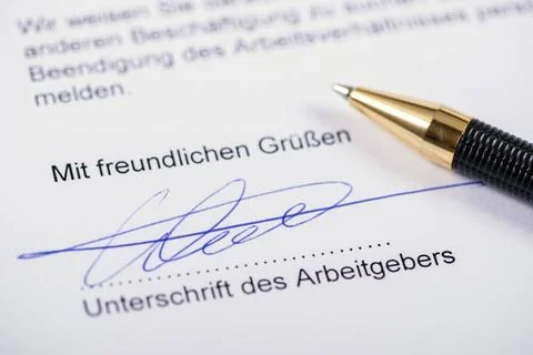 Arbeitsvertrag mit Unterschrift des Arbeitgeber Arbeitsvertrag mit Untersc... Stock Photos