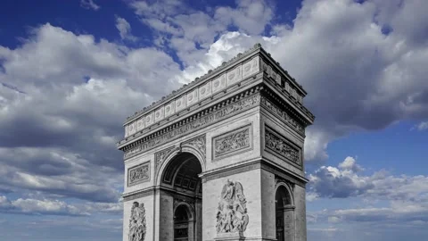 Arc de Triomphe (against the moving clouds, 4K), time lapse, Paris, France. Video stock 239670640
