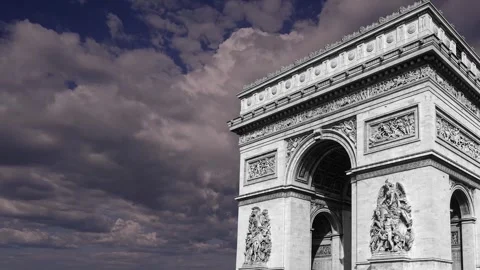 Arc de Triomphe (against the moving clouds, 4K), with zoom, Paris, France Video stock 241104257