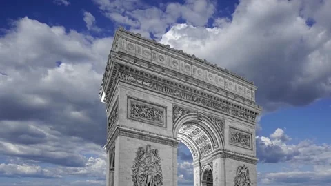 Arc de Triomphe (against the moving clouds, 4K), with zoom, Paris, France Video stock 241104373