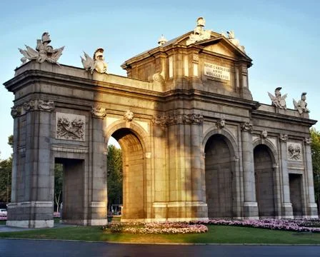 Arc de Triomphe in Madrid 스톡 사진