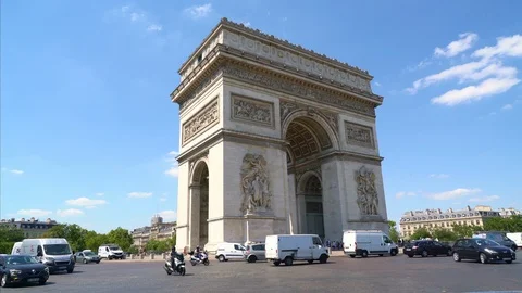 The Arc de Triomphe on Place Charles de Gaulle in Paris, France 스톡 동영상 112033892
