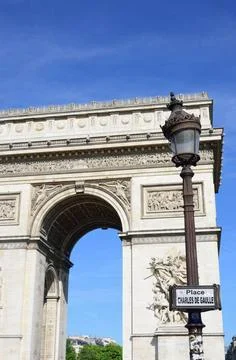 Arc du Triomphe at Charles de Galle Place Arc du Triomphe at Charles de Ga... Stock-Fotos