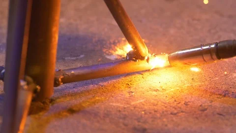 Arc welding closeup in UHD Stock-Footage 91803514