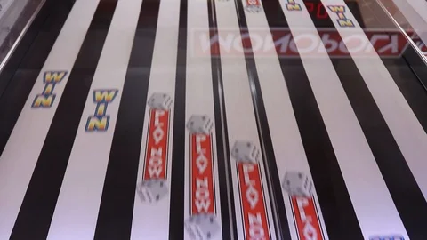 Arcade Machine Scrolling win lines 库存影片 126823057