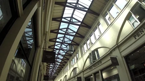 The Arcade of shops inside Covent Garden Market, London, UK Видео 41063216