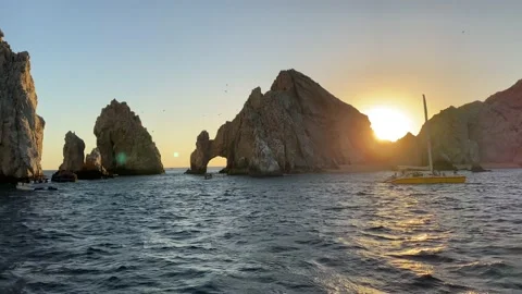 The Arch of Cabo San Lucas Stock Footage 146131727