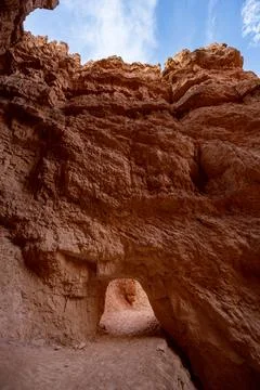Arch Cutout Between Navajo Loop and Wall Street 库存照片