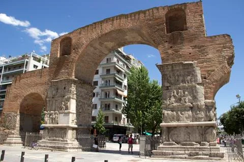 Arch of galerius Фото