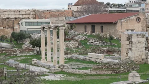 Arch of Hadrian - Ancient Ruins and Columns in Athens. Stock Footage 327770487