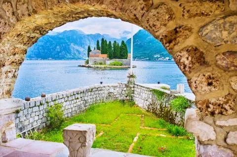 From the arch 스톡 사진