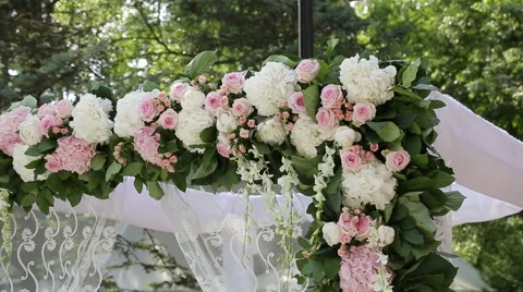 Arch for the wedding ceremony Stock-Footage 64348310