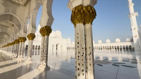 Arched pillars in Sheikh Zayed Grand Mosque courtyard in Abu Dhabi, UAE Stock Footage 330082667