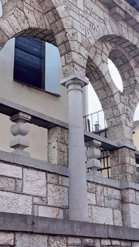Arched Stone Colonnade With Granite Columns in Kranj, Slovenia Stockbeeldmateriaal 345095466