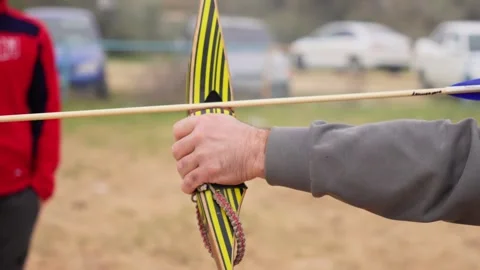 Archery shot, close-up of hands Vídeos de archivo 312862068
