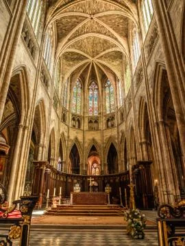 Arching ceiling over altor Bordeaux cathedral Stock-Fotos
