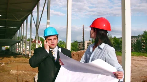 Architects on construction site Stockbeeldmateriaal 2045038