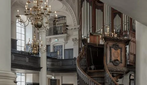Architectural elements characteristic of the St Martin-in-the-Fields interior 写真素材