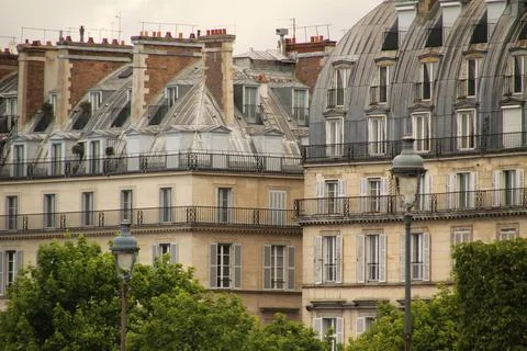 Architectural structure with numerous buildings in the background in Paris, Fran 스톡 사진