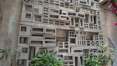 Architectural wall design featuring a geometric concrete block pattern 動画素材 317886116