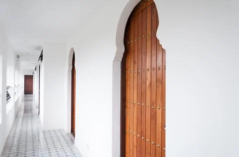 Architecture corridor , interior classic white hotel ,walk way buildings at d Fotos de archivo