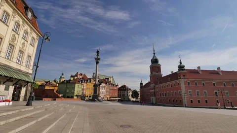 Architecture of Warsaw's old town. Video stock 76915962